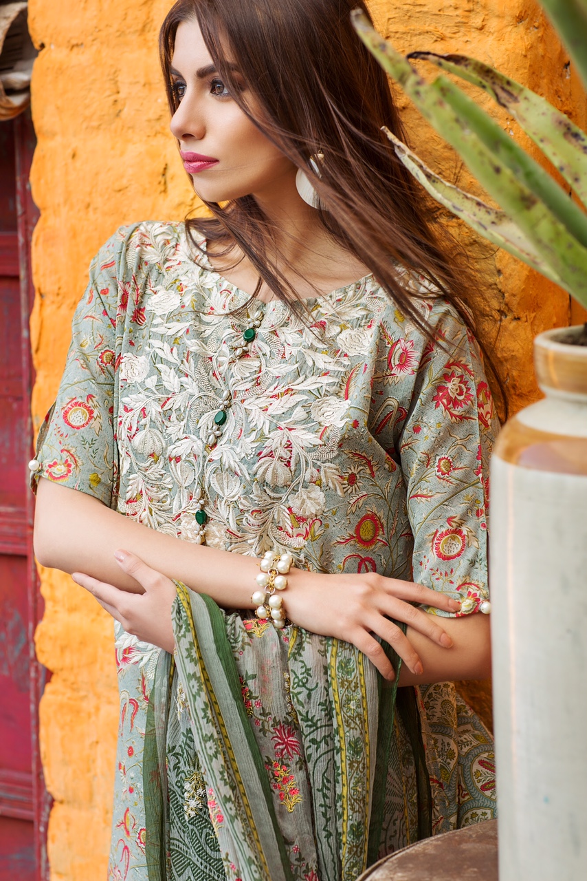 %5bPress Release%5d Khaadi launches Lawn Volume 2 Collection (11).jpg