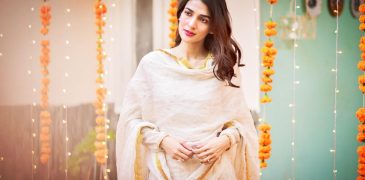 Kamzarf Star Rabab Hashim, Set To Play a Dynamic Role In Meray Mohsin