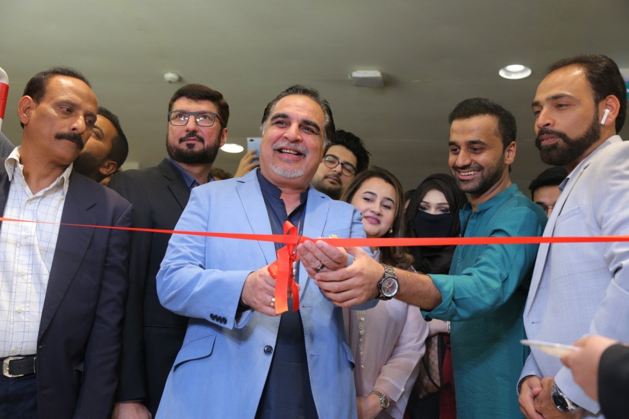 J. Continues its Expansion with the Launch of a Bigger & Better outlet at Dolmen Mall Clifton, Karachi