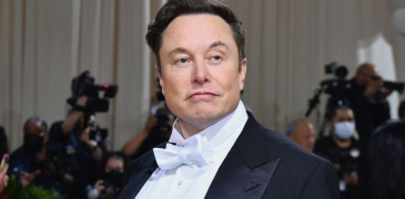 Elon Musk becomes the official owner of Twitter
