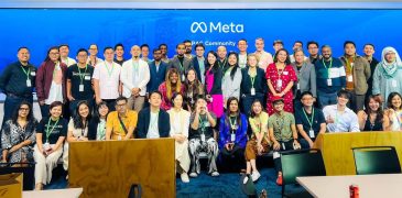 Umm e Azaan Representing Pakistan at META APAC Community Day 2022