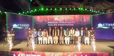 Etihad Town Phase 1 Lights Up Raiwind Road with a Spectacular Grand Ballot Night and Independence Day Celebration