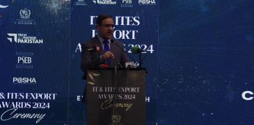 Dr. Umar Saif Awards Rs. 825 Million to Boost Pakistan’s IT Exports