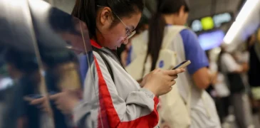 Australia Considers Social Media Age Limit to Protect Children