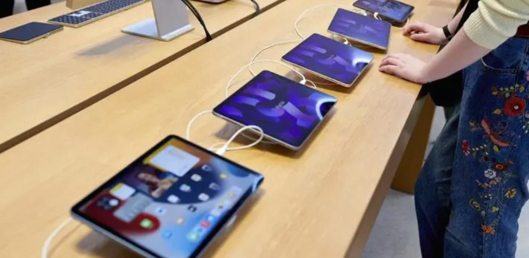 Hard to Believe, but Apple May End Up Like Nokia