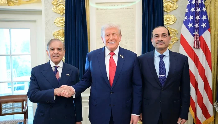 PM Shehbaz Sharif Praises President Trump During Landmark Meeting