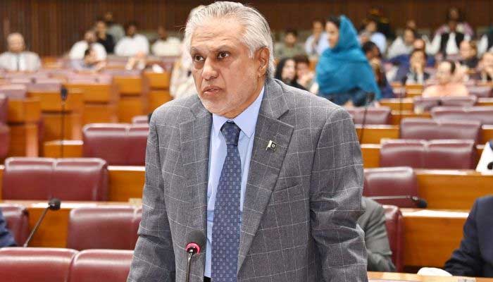 Ishaq Dar Clarifies Pakistan’s Position on Gaza Peace Plan