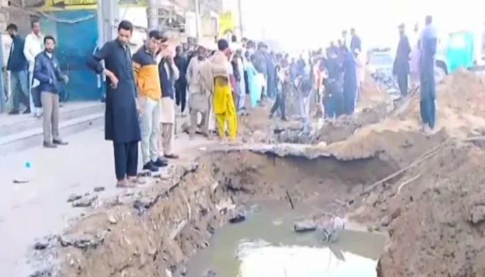 Tragedy Strikes Karachi: Three-Year-Old Falls into Open Manhole